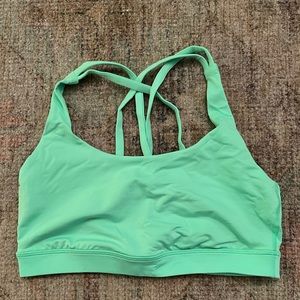 nwot lululemon energy bra